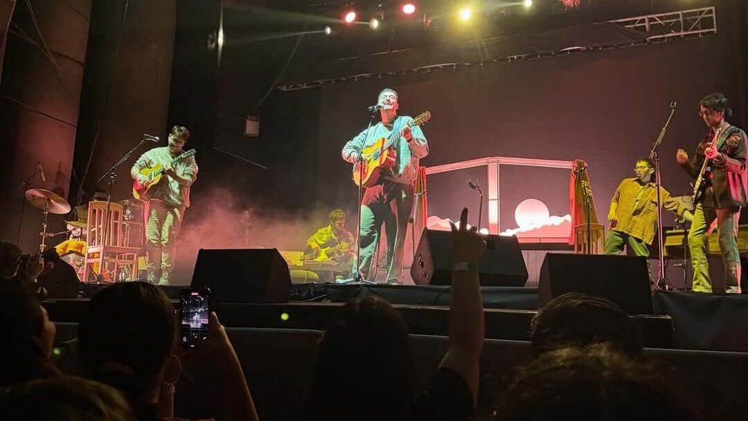 Alan Sutton y las criaturitas de la ansiedad en chile